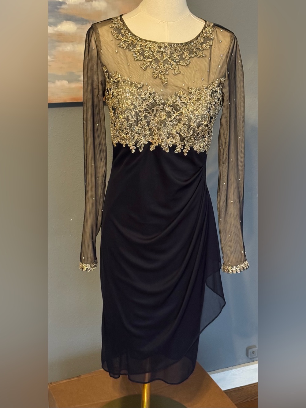 Stunning Navy Evening Dress with Sheer Long Sleeves Delicate Beading Size 6P